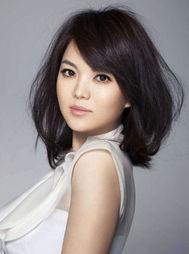 女明星资讯,揭秘女明星们的时尚风采与幕后故事